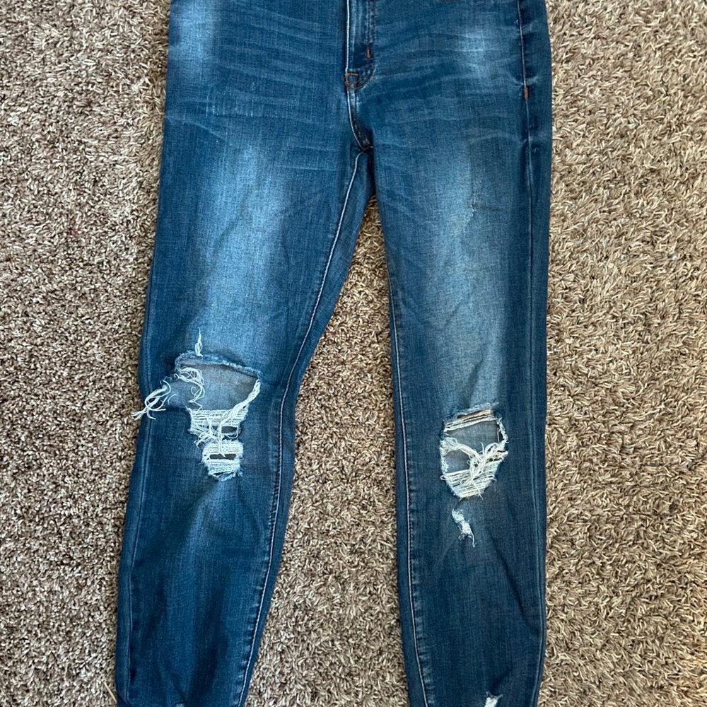 COPY - Charlotte Ruse (refuge) Ripped Jeans